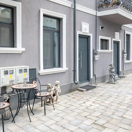 Blue-Line-Apartment-Unirii Bucharest Exterior photo